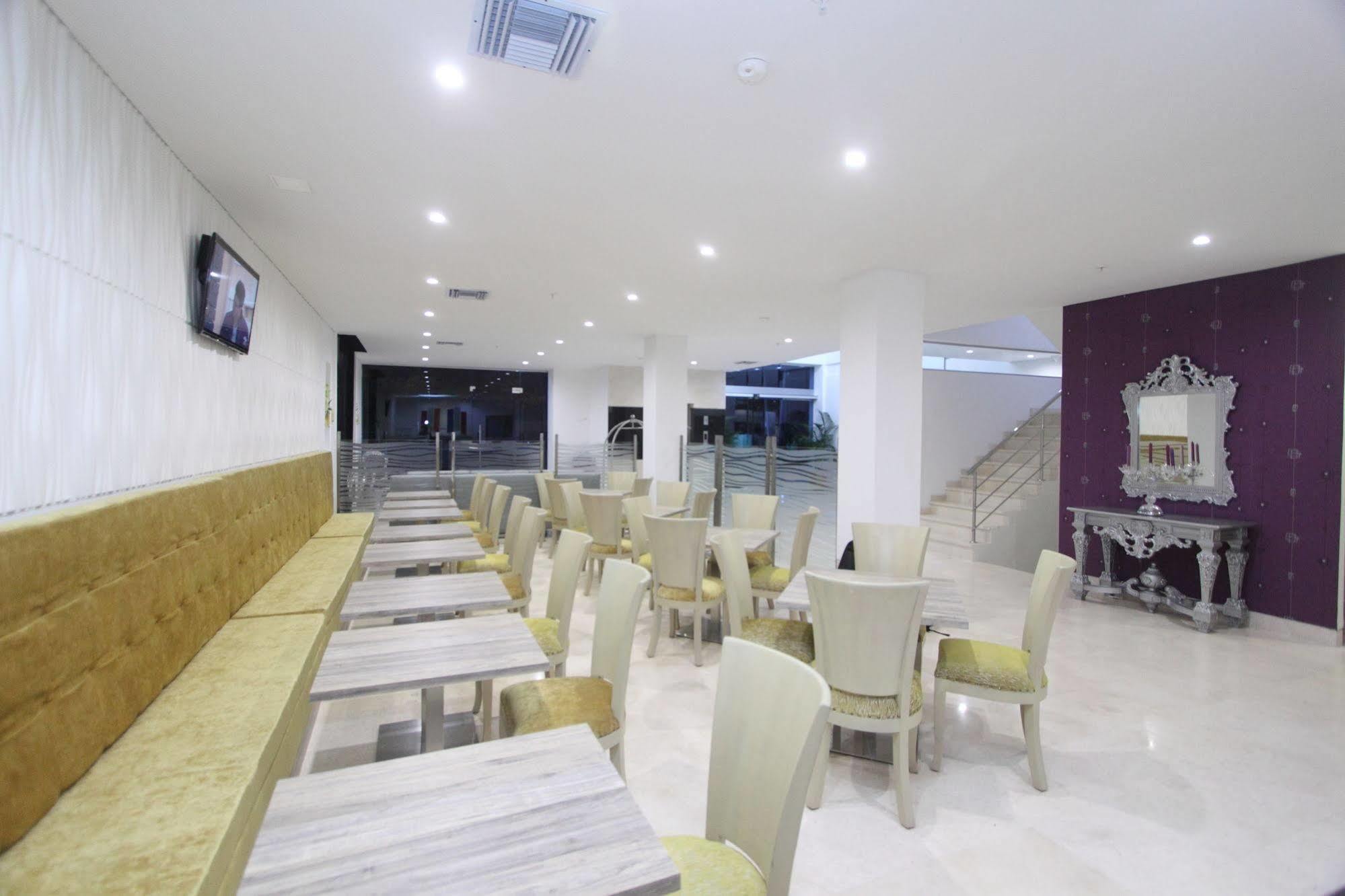 Hotel Oxford Barranquilla Exterior photo